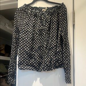 Faherty Black and White Smocked Tie Front Blouse